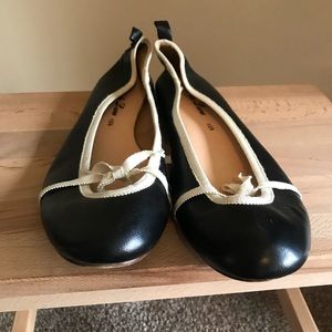 Sori De Lune Black Flats